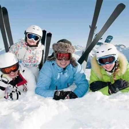 Affordable Skiing Mt Buller - 450m from ski lift Leilighet Mount Buller Eksteriør bilde