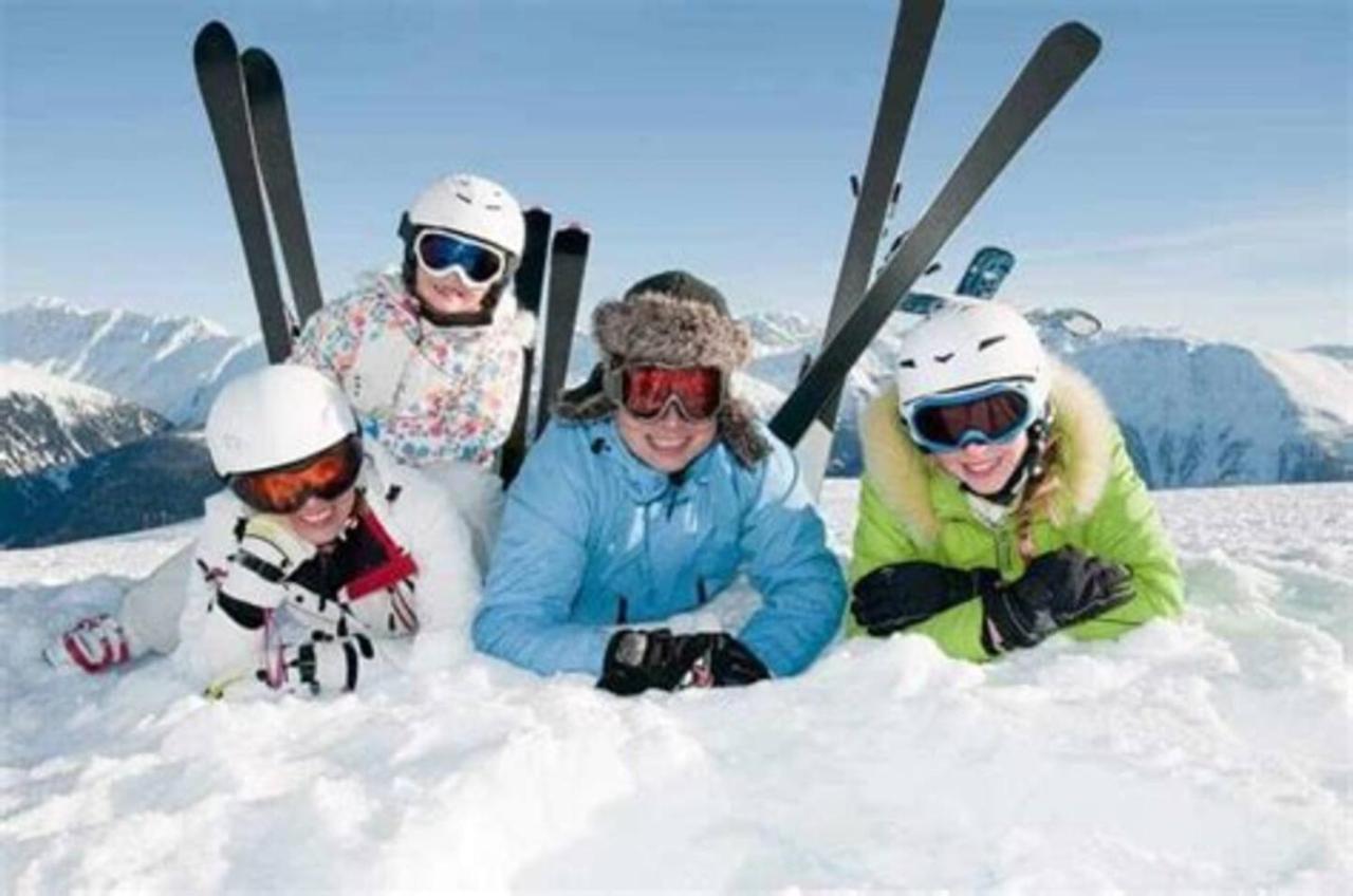 Affordable Skiing Mt Buller - 450m from ski lift Leilighet Mount Buller Eksteriør bilde